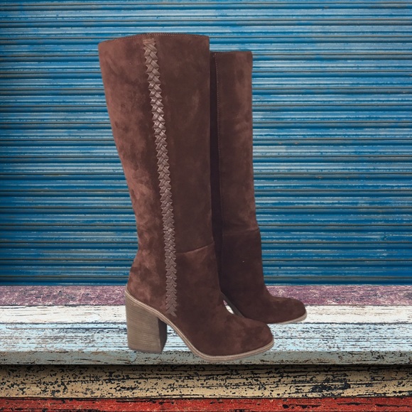 UGG Shoes - NWT Ugg Maeva Mohagany Suede heeled tall boots 7